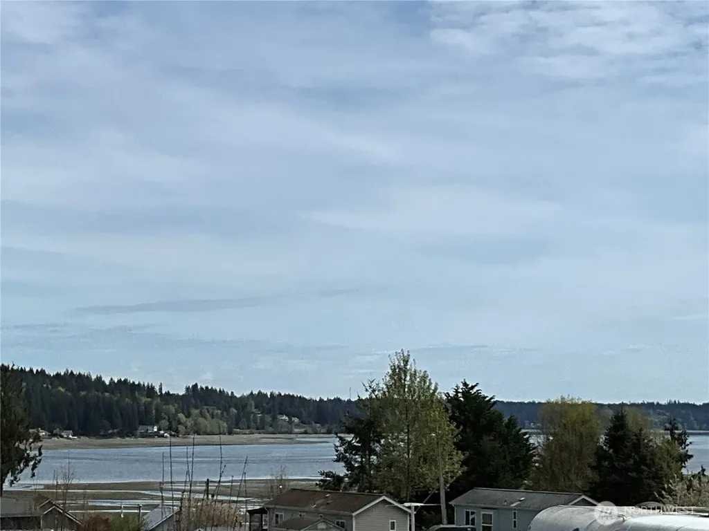 18289 E State Route 3 (WA-3) Allyn WA 98524