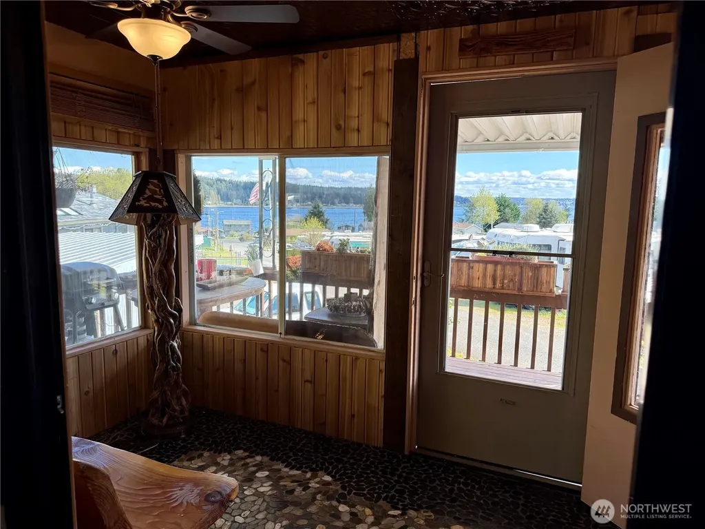 18289 E State Route 3 (WA-3) Allyn WA 98524