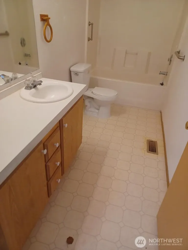 3211 W Wapato Drive Moses Lake WA 98837