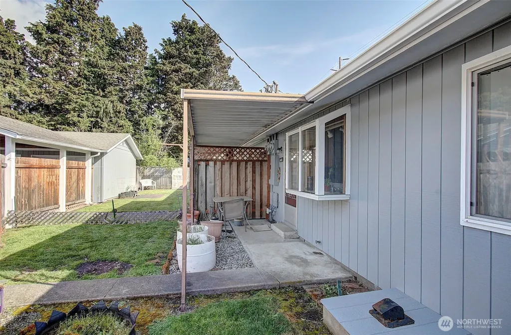 1807 N Tower Avenue Centralia WA 98531