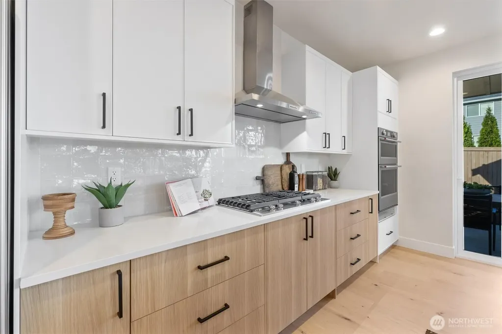 25 213th Place SW Bothell WA 98021