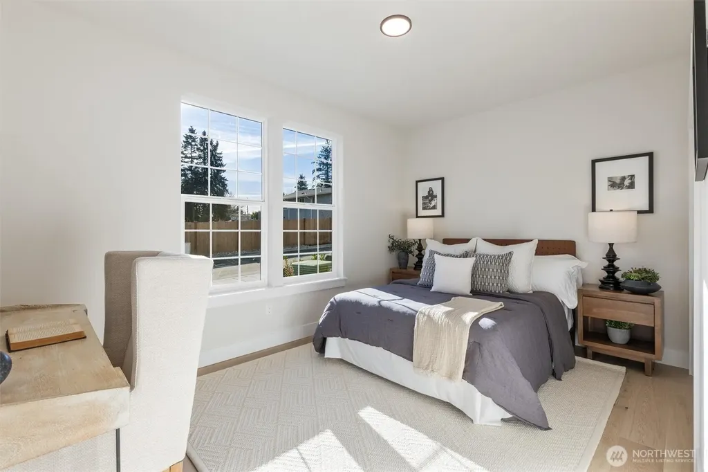 25 213th Place SW Bothell WA 98021