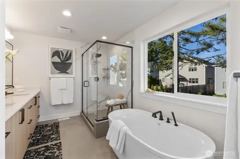 25 213th Place SW Bothell WA 98021