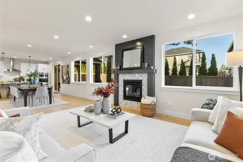25 213th Place SW Bothell WA 98021