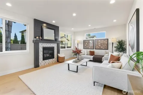 25 213th Place SW Bothell WA 98021