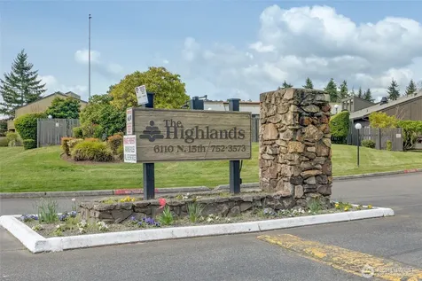 1505 N Defiance Street Tacoma WA 98406