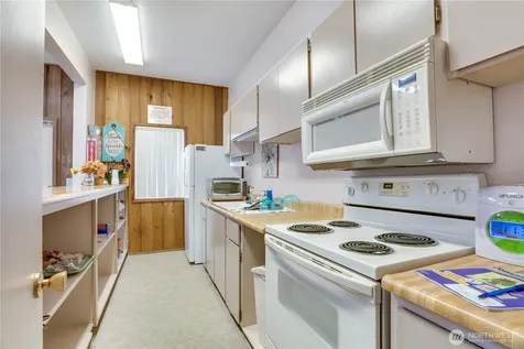 1505 N Defiance Street Tacoma WA 98406