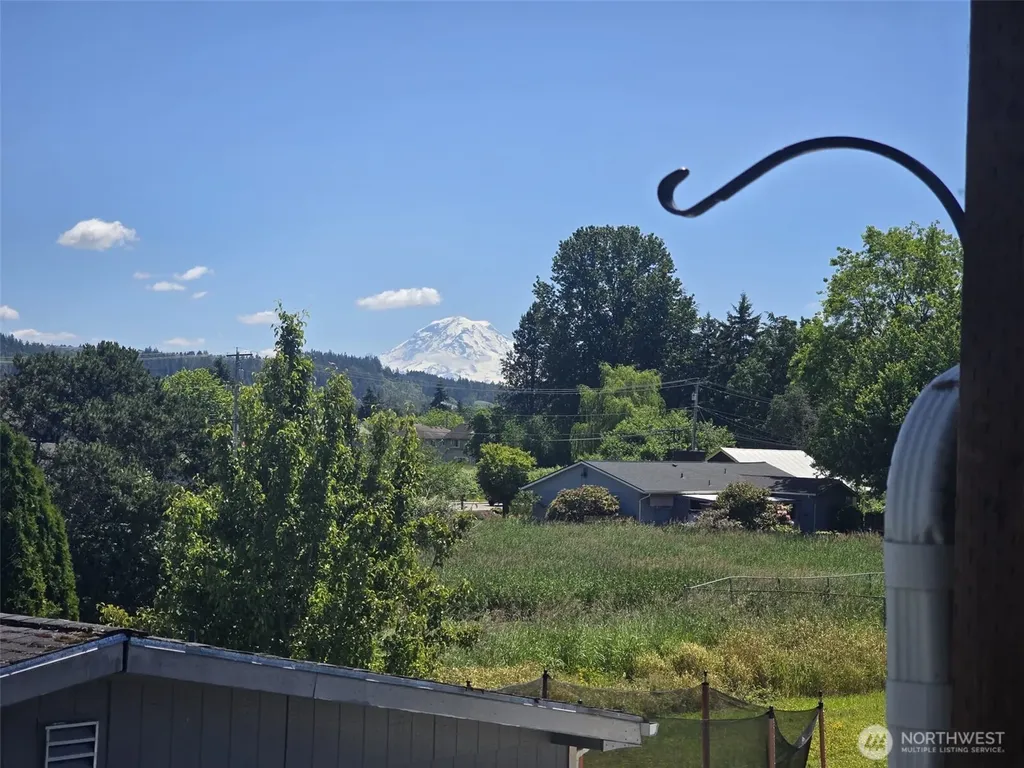 115 3rd Avenue NW Pacific WA 98047