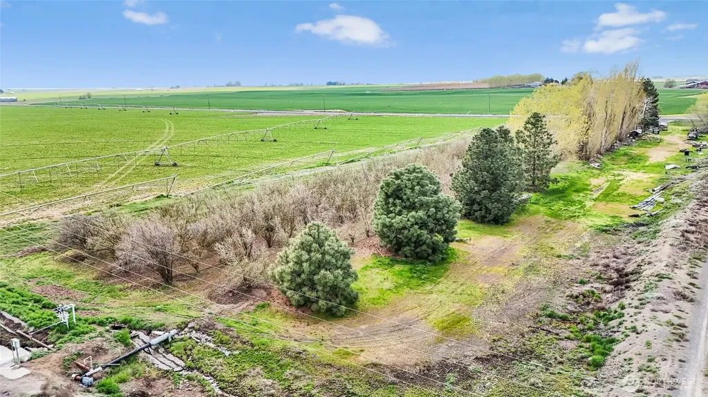 8959 E NW Ephrata WA 98823