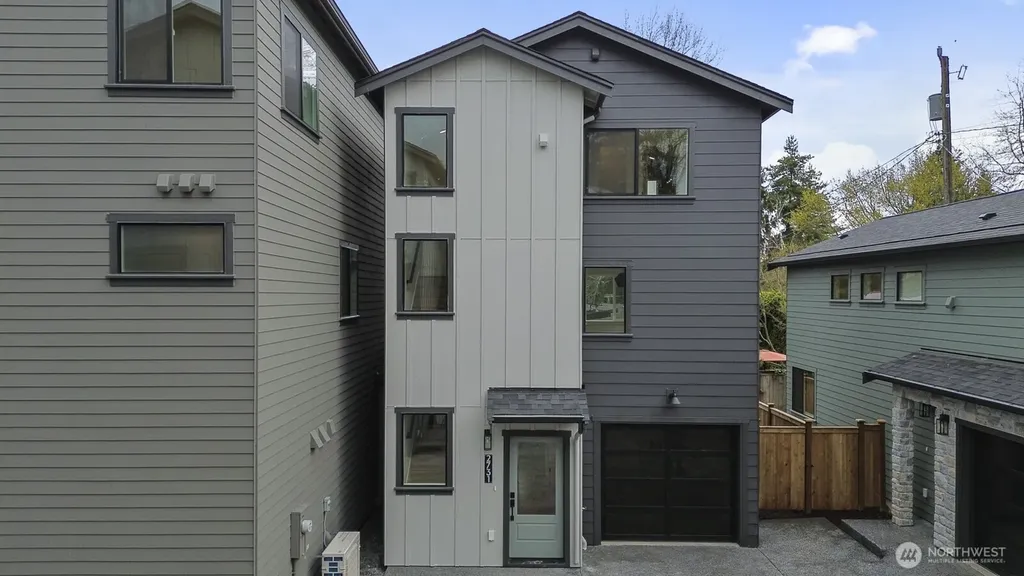 2731 NE 87th Street Seattle WA 98115