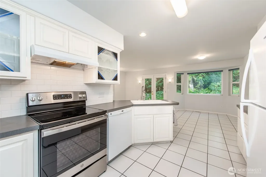 113 N Jensen Road Port Angeles WA 98362