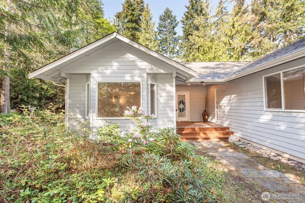 113 N Jensen Road Port Angeles WA 98362