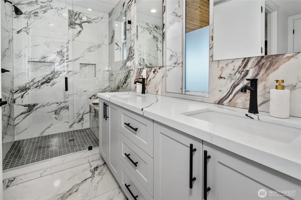 11855 89th Place NE Kirkland WA 98034