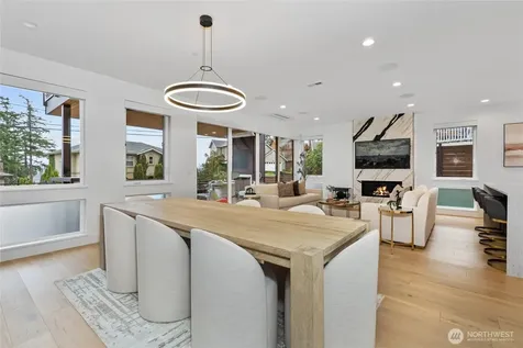 11855 89th Place NE Kirkland WA 98034