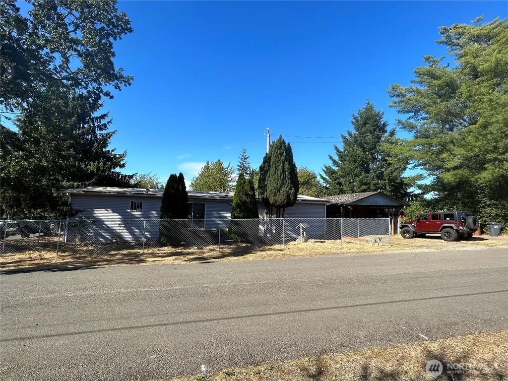 1824 Hay Street Shelton WA 98584