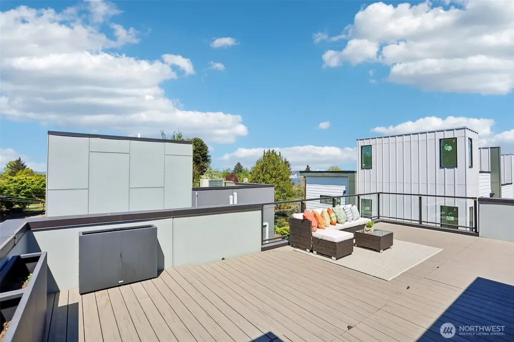 1926 Ferry Avenue SW Seattle WA 98116