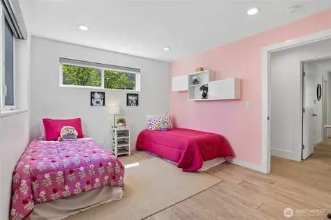 1926 Ferry Avenue SW Seattle WA 98116