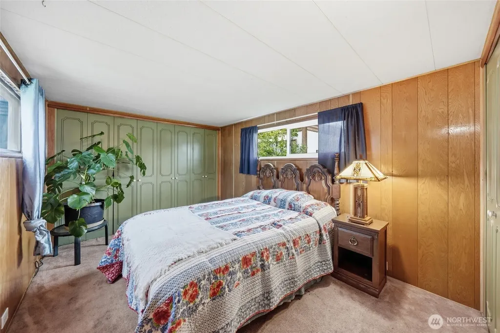 18501 52nd Avenue W Lynnwood WA 98037