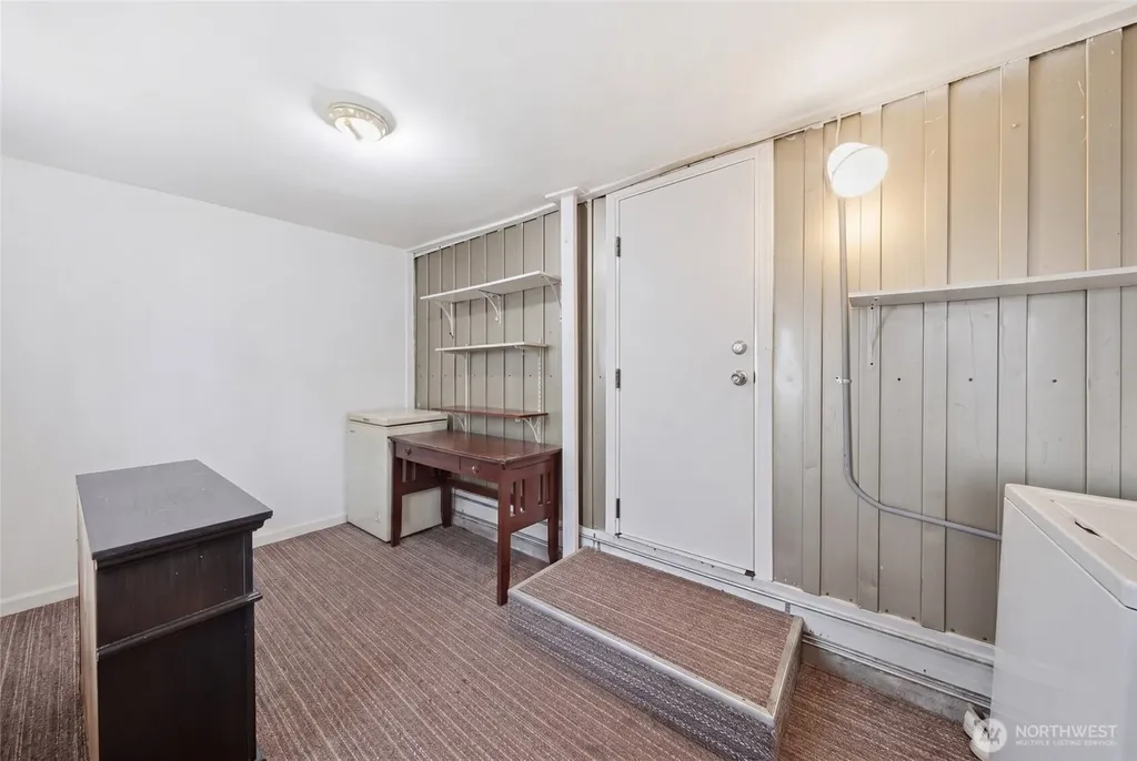 18501 52nd Avenue W Lynnwood WA 98037