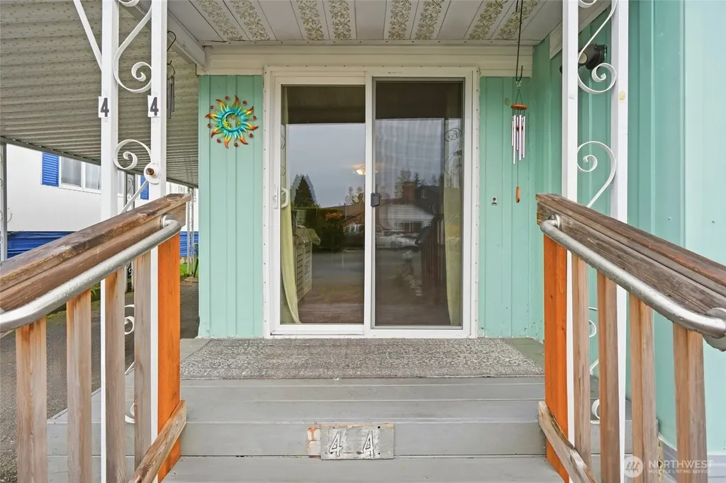 18501 52nd Avenue W Lynnwood WA 98037