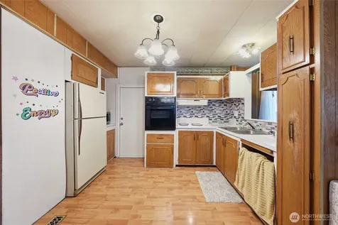 18501 52nd Avenue W Lynnwood WA 98037