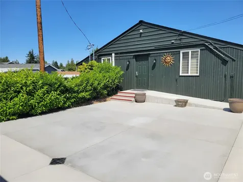 18501 52nd Avenue W Lynnwood WA 98037