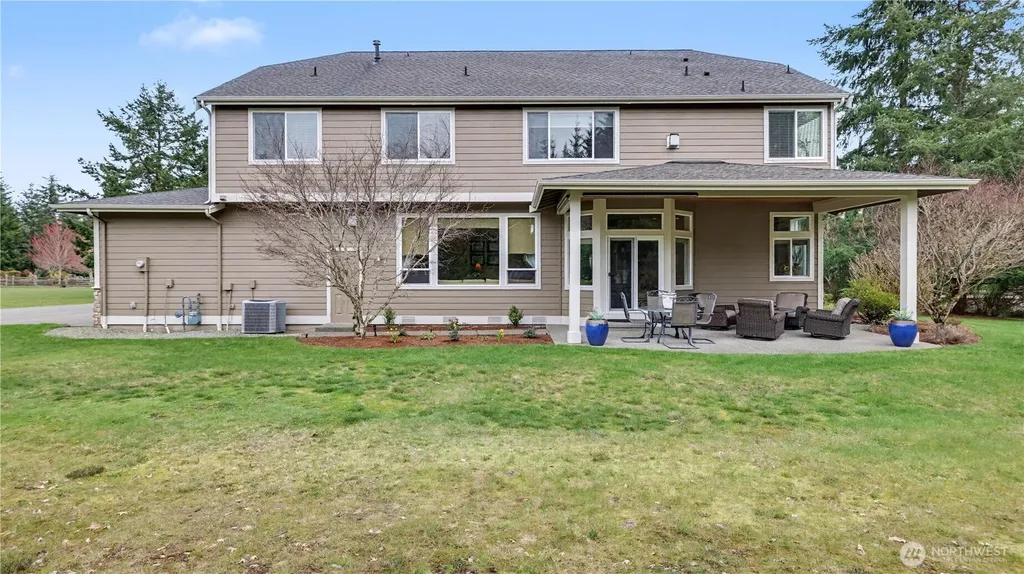31045 219th Way SE Black Diamond WA 98010