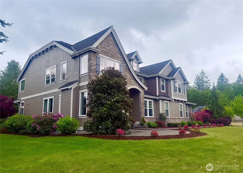 31045 219th Way SE Black Diamond WA 98010