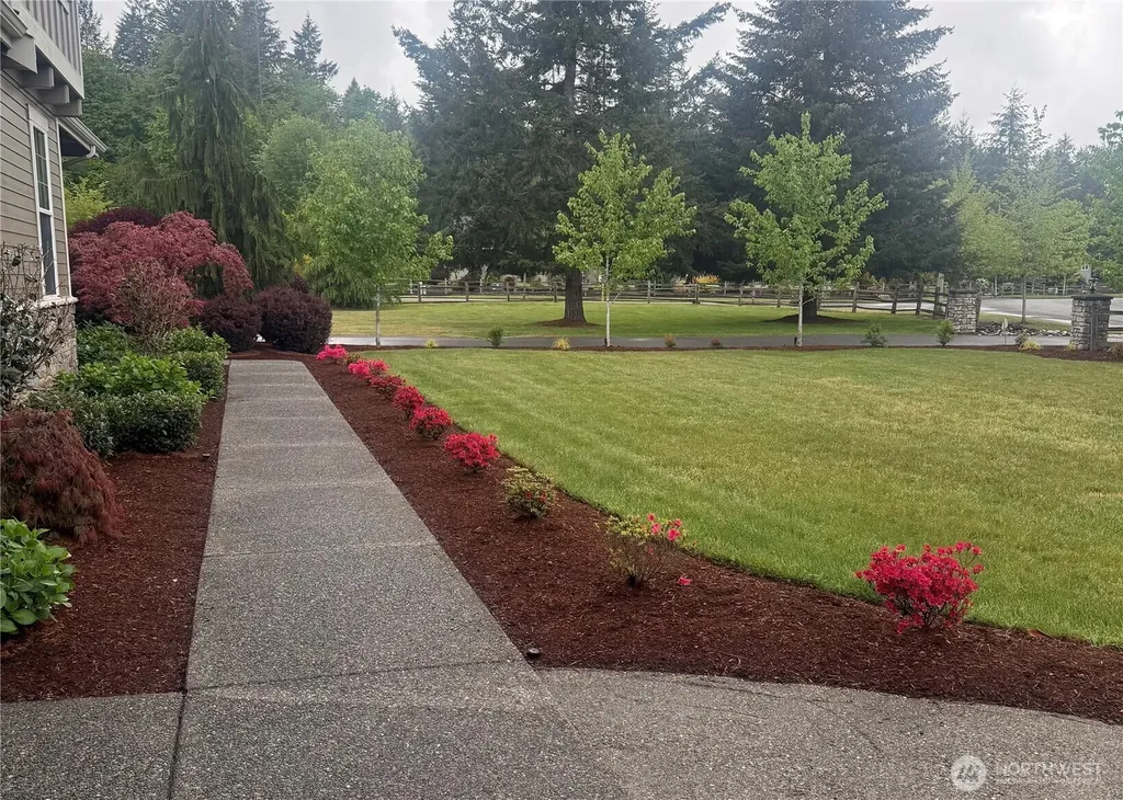 31045 219th Way SE Black Diamond WA 98010