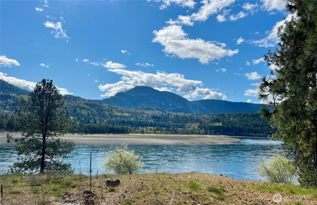 4239 Northport Flat Creek Road Northport WA 99157