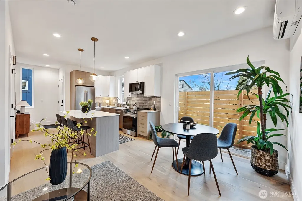 2006 19th Avenue S Seattle WA 98144