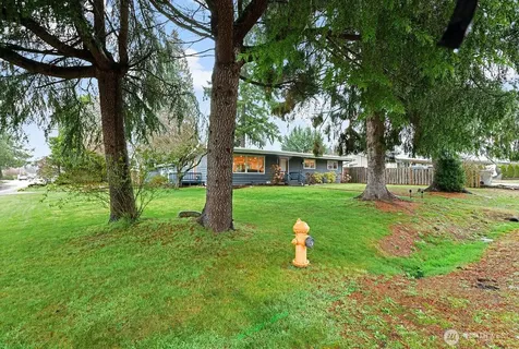4902 NE 7th Place Renton WA 98059
