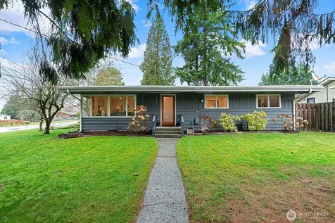 4902 NE 7th Place Renton WA 98059