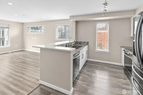 12334 31st Avenue NE Seattle WA 98125