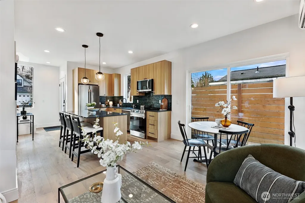 2006 19th Avenue S Seattle WA 98144