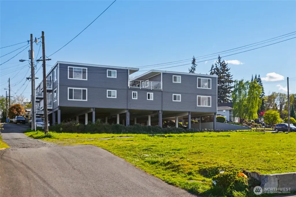 5321 N Pearl Street Tacoma WA 98407