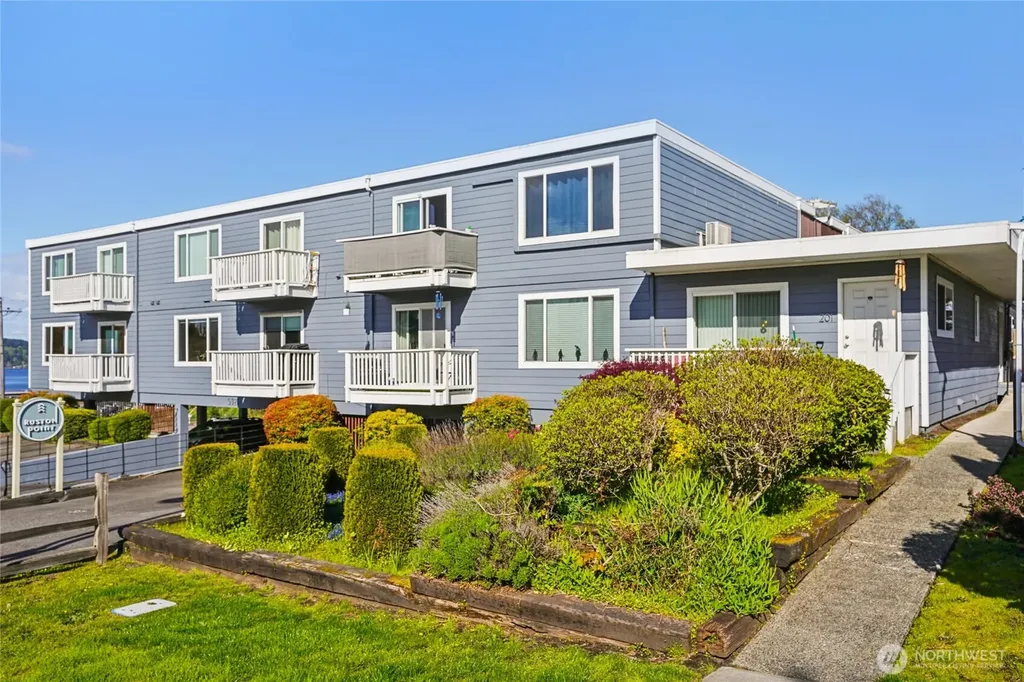 5321 N Pearl Street Tacoma WA 98407