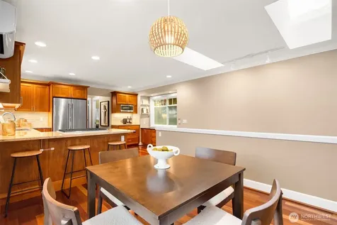 6235 31st Avenue NE Seattle WA 98115