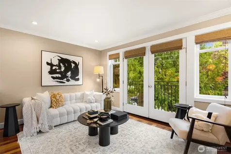 6235 31st Avenue NE Seattle WA 98115