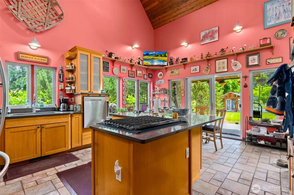 6931 74th Avenue SE Olympia WA 98513