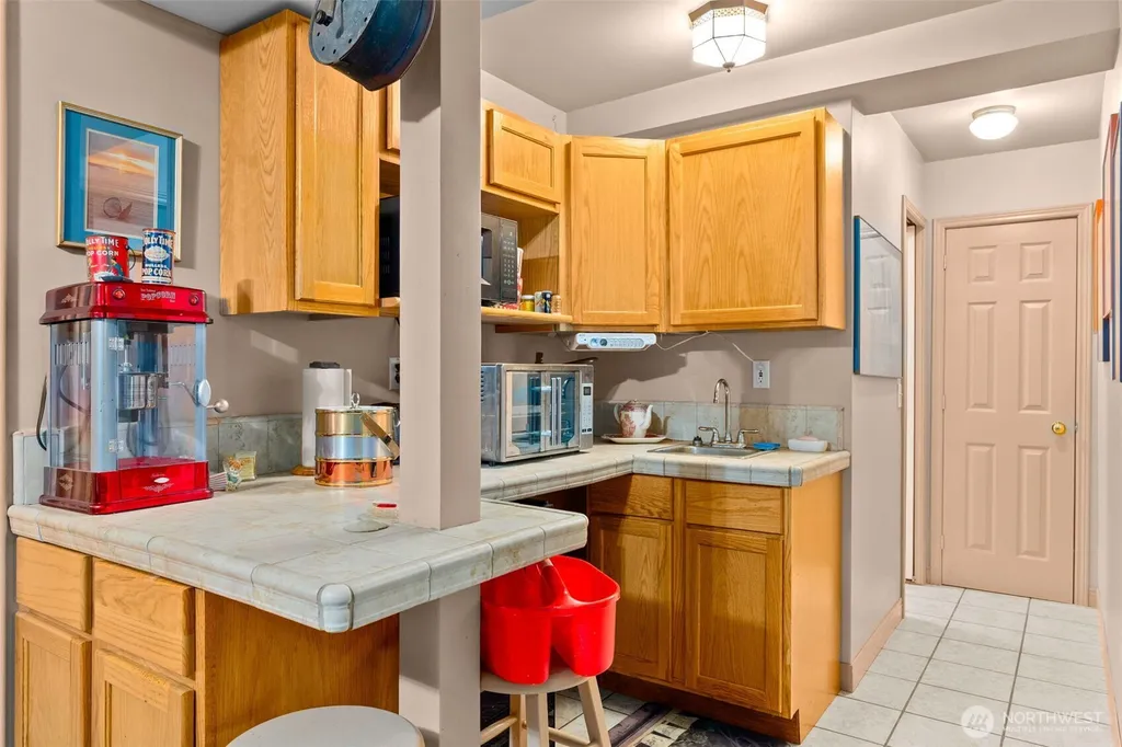 6931 74th Avenue SE Olympia WA 98513