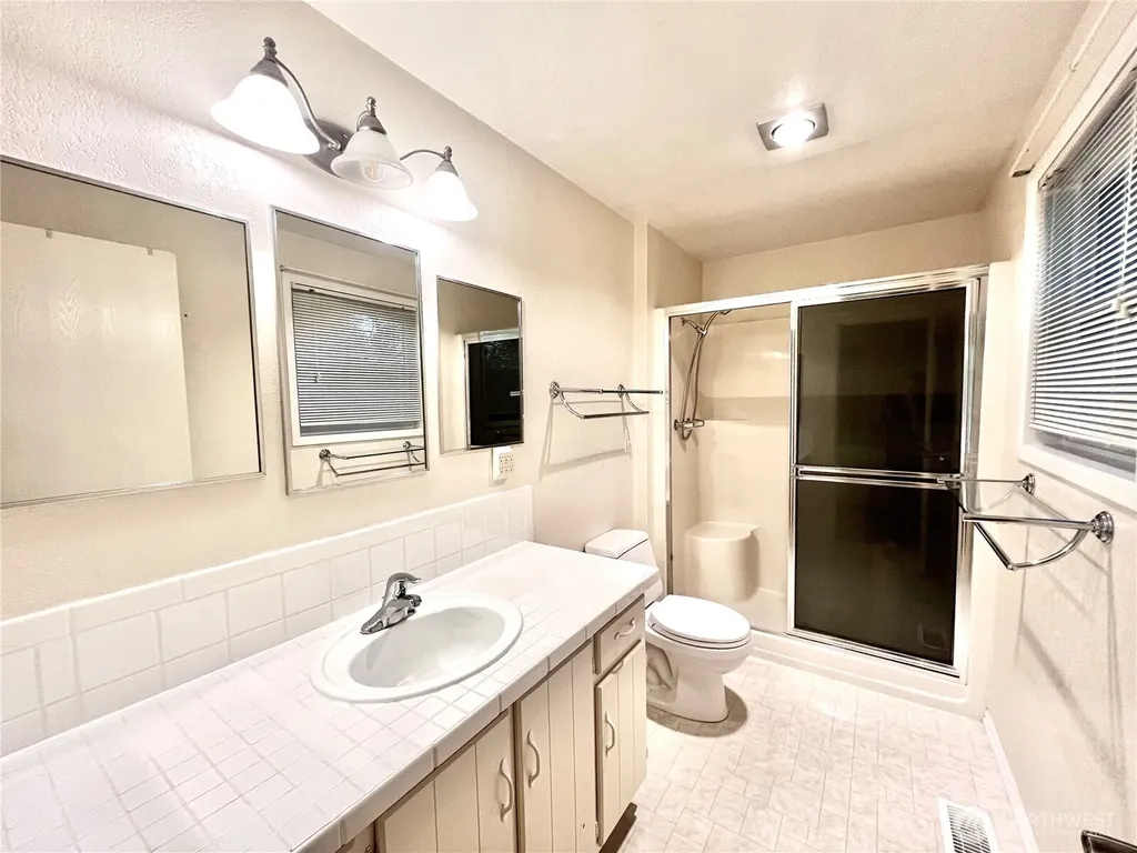 296 Dungeness Meadows Sequim WA 98382