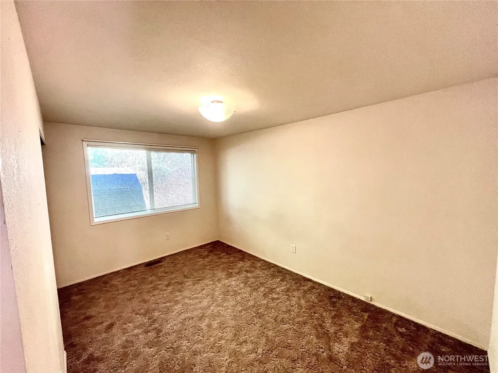 296 Dungeness Meadows Sequim WA 98382