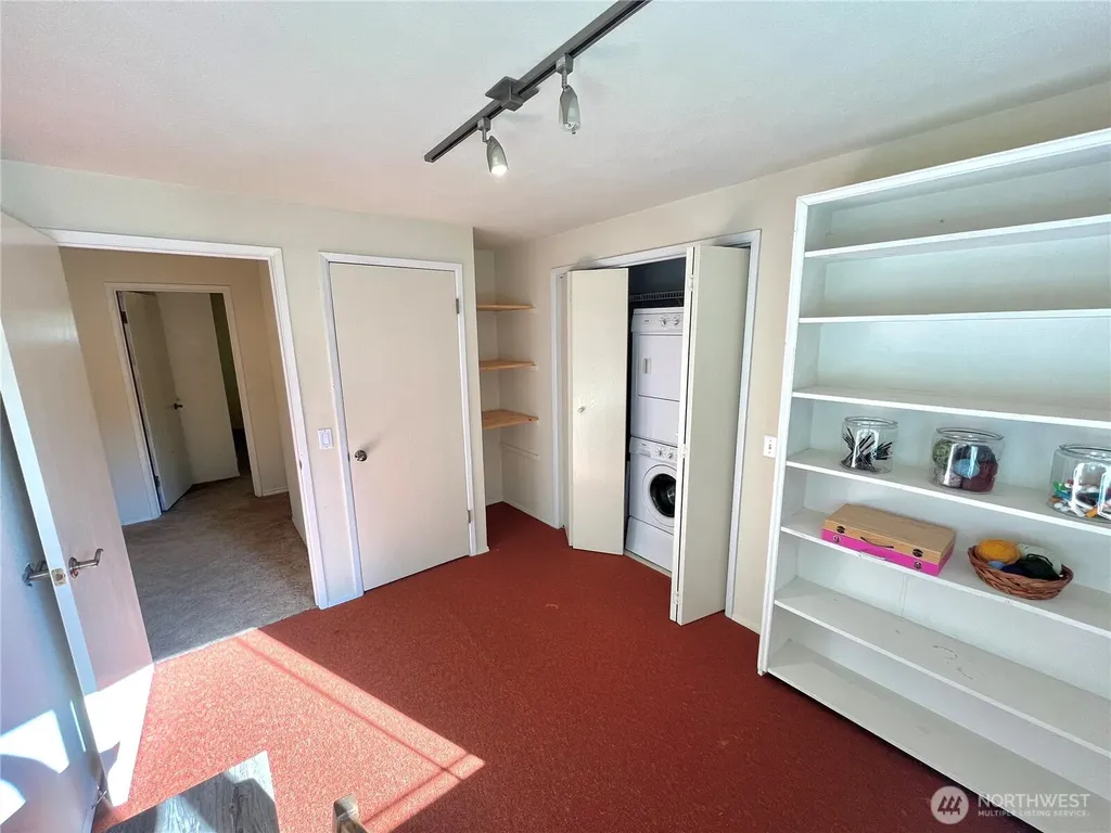 296 Dungeness Meadows Sequim WA 98382