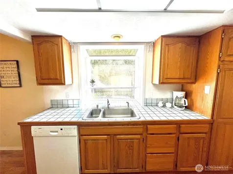 296 Dungeness Meadows Sequim WA 98382