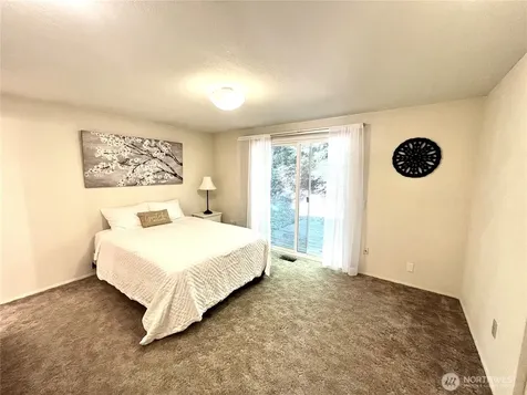 296 Dungeness Meadows Sequim WA 98382