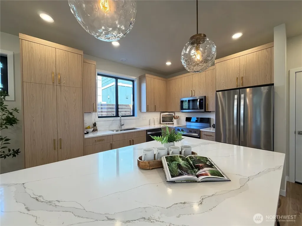 4312 Creston Way Bellingham WA 98226