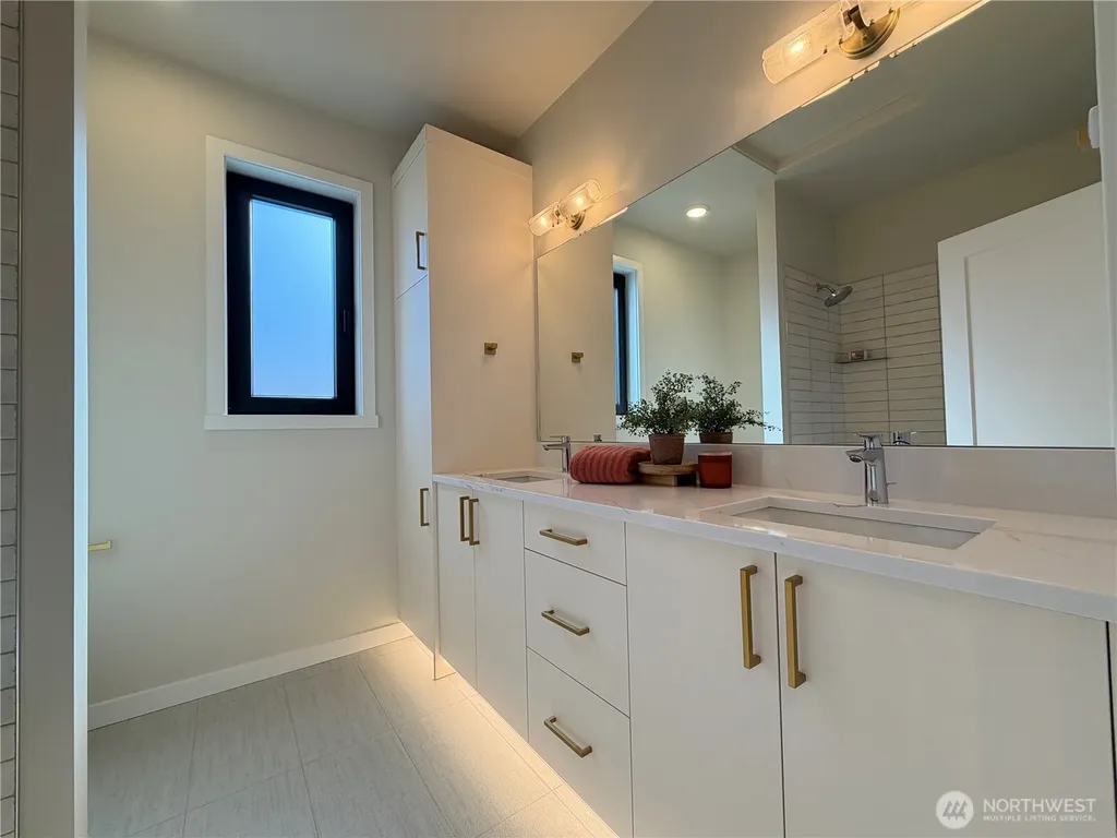 4312 Creston Way Bellingham WA 98226