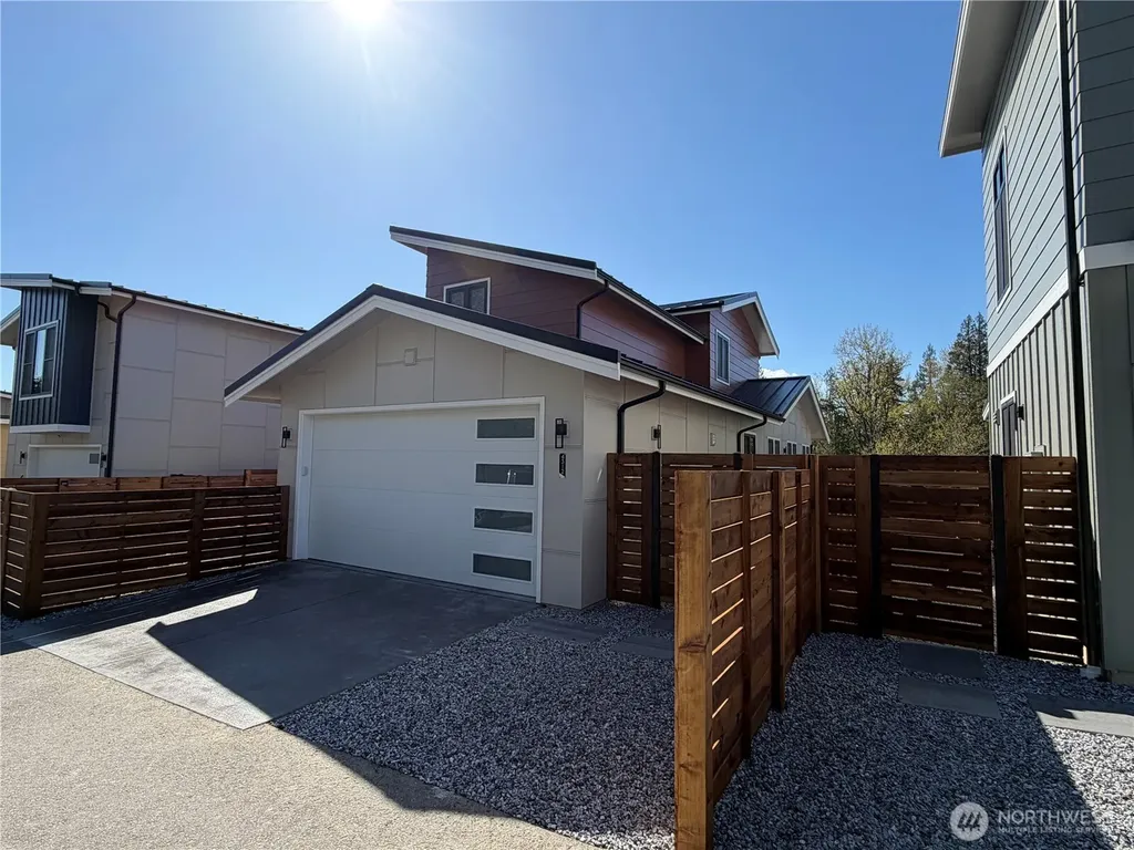 4312 Creston Way Bellingham WA 98226