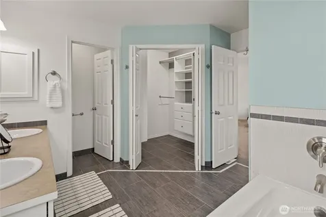 22432 SE 281st Street Maple Valley WA 98038